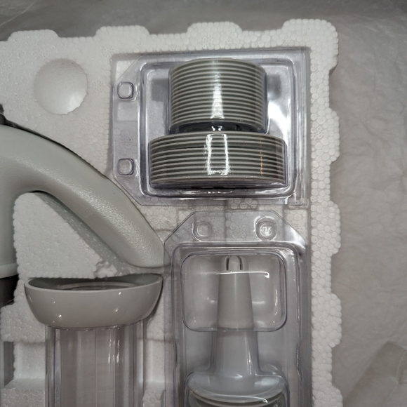 BonJour Cookie Factory 39 piece NIB - Picture 7 of 9